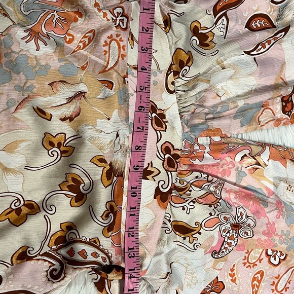 Aakaa Deep V Front and Deep V Back Balloon Sleeve Tie Back Paisley Mini Dress - Picture 14 of 16